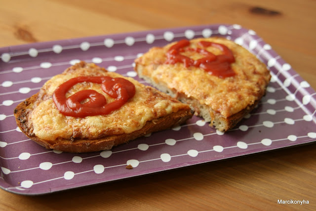 Retró melegszendvics