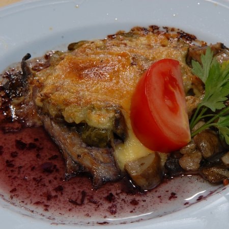 Vörösboros marhafelsál gombás körettel