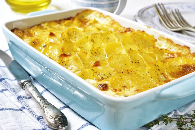 Erdélyi juhtúrós rakott burgonya