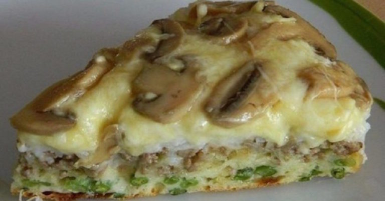 Darálthúsos, zöldséges rakott gomba