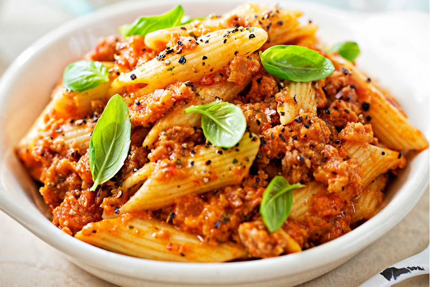 Kolbászos-paradicsomos penne