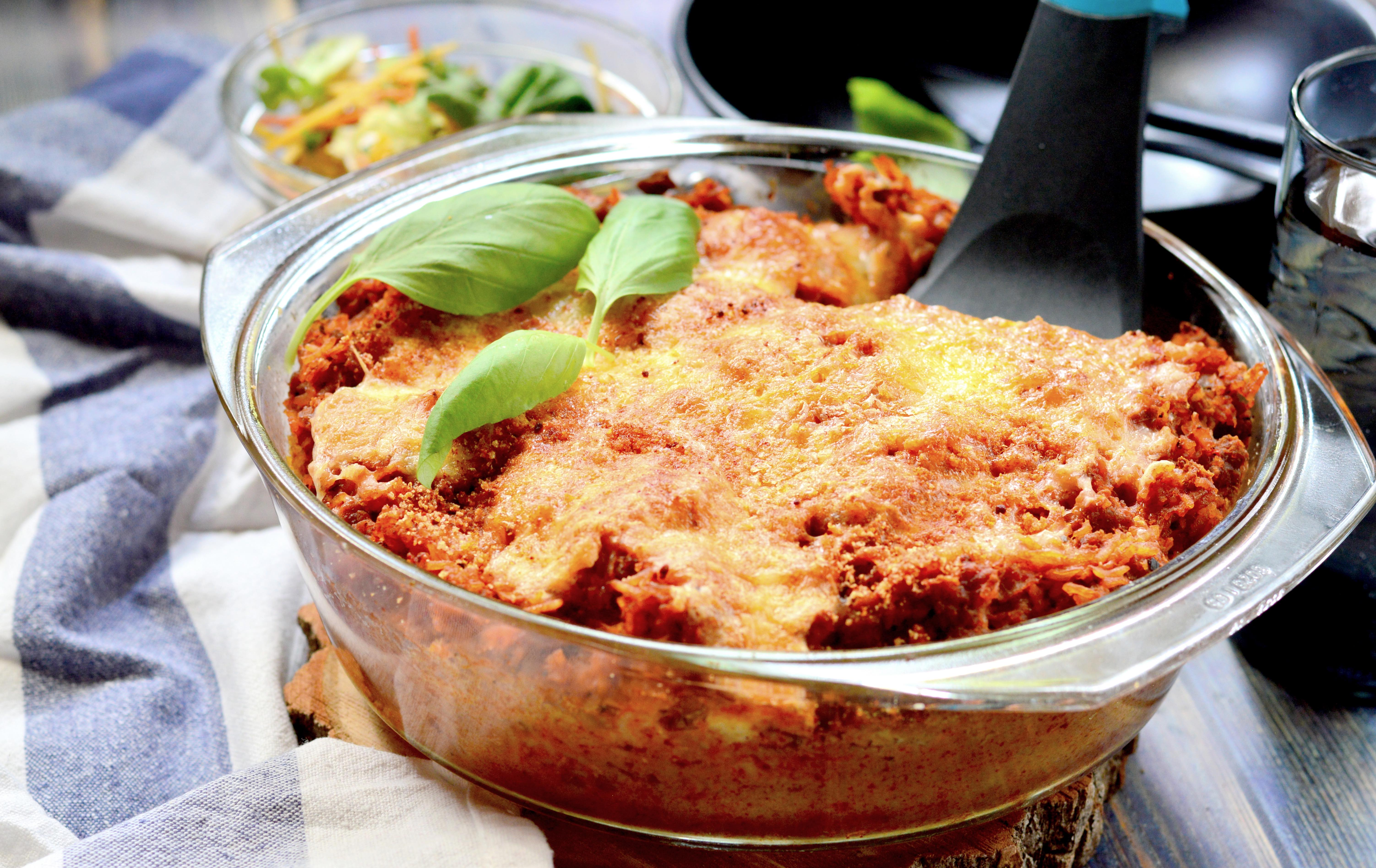 Sajtos-rizses rakott hús