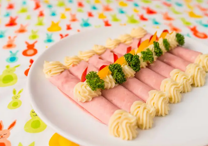 Tormakrémes sonkatekercs