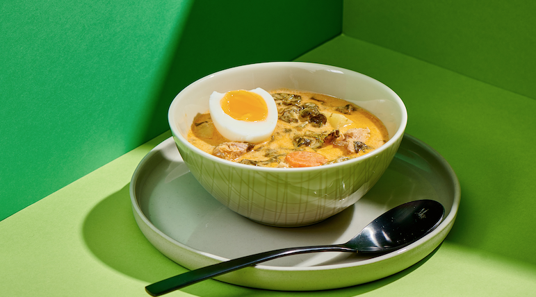 Sóskával savanyított raguleves