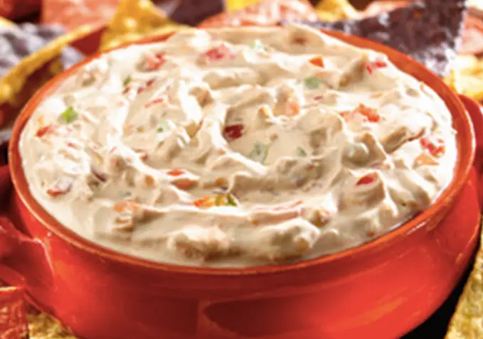 Tárkonyos, tejfölös hagymasaláta